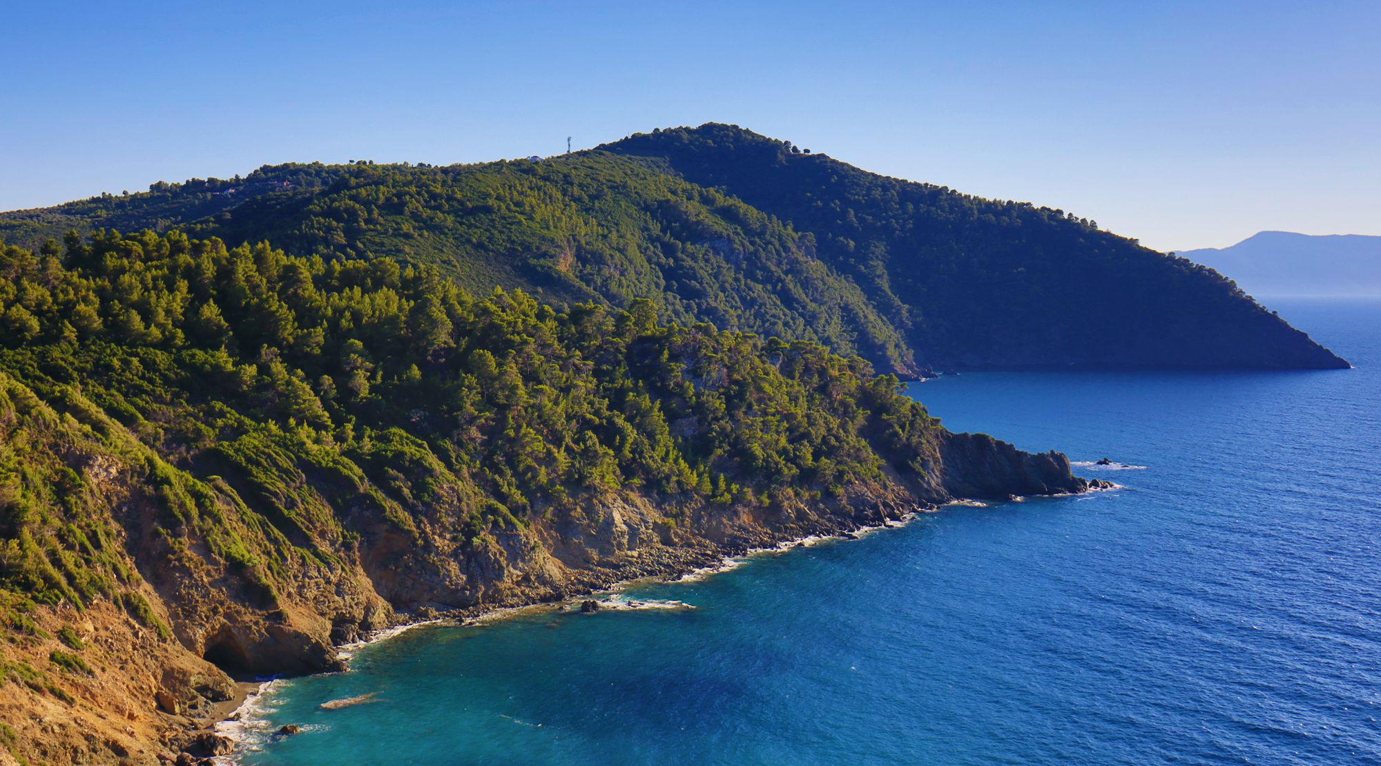 Αλόννησος topoguide: Η βόρεια ακτογραμμή από τους Αγίους Αναργύρους