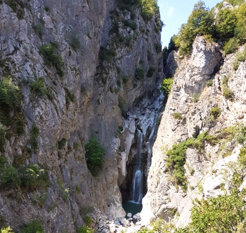 Βάλια Κάλντα topoguide