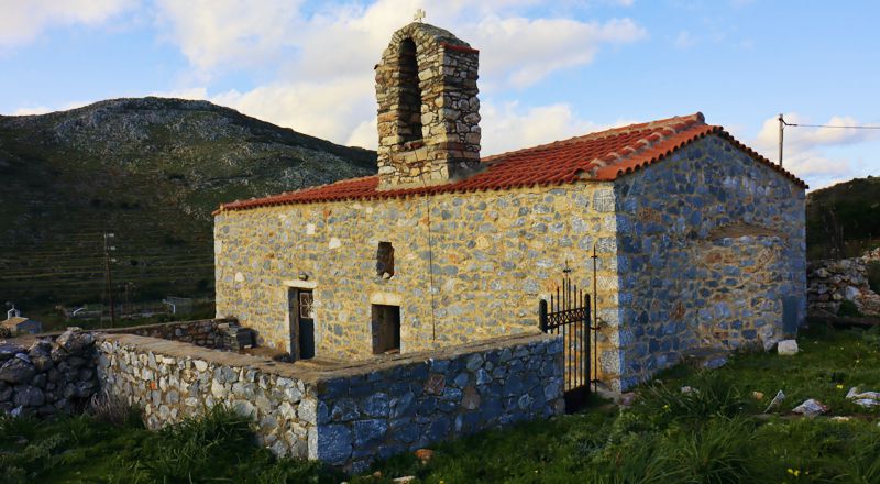 Γύθειο topoguide: Η Αγία Τριάδα στα Κορογονιάνικα