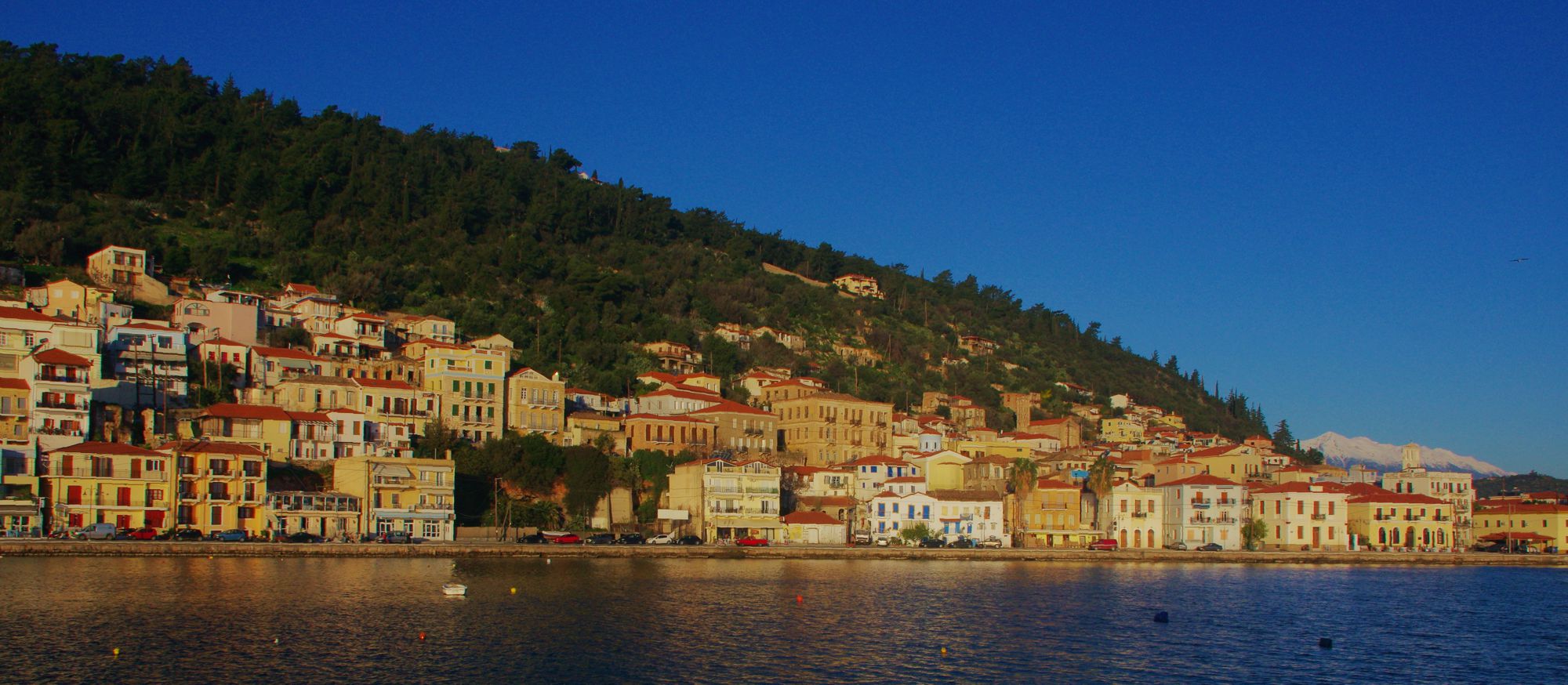 Γύθειο topoguide: Το παράκτιο μέτωπο του Γυθείου